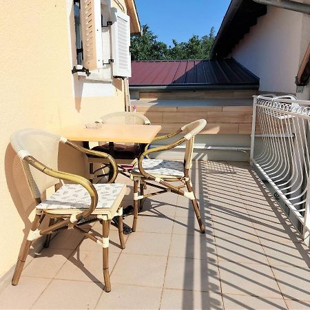 Amore House With Apartment Umag Exterior foto
